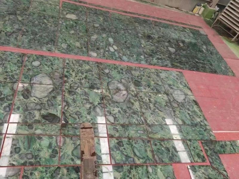 Pollock Green Granite Tiles
