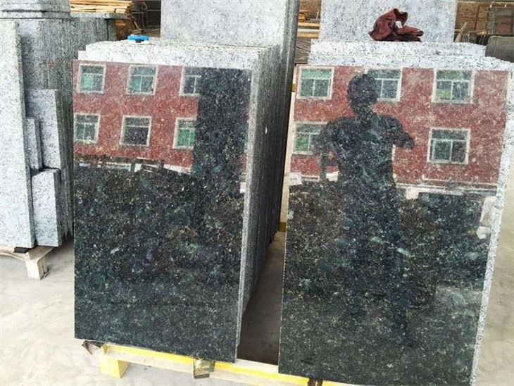 Granite Green (4) Granite Green (4)